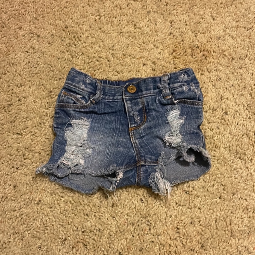 Distressed toddler girl shorts